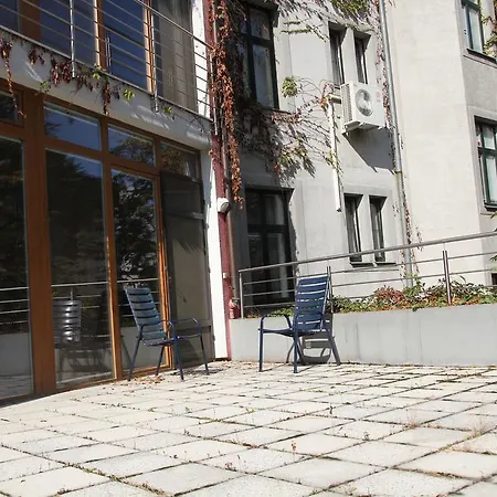 Rum i privatbostad Kukucinova *